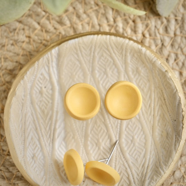 Button Studs in Yellow