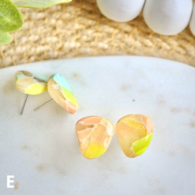 Pebble Studs in Cotton Candy Marble