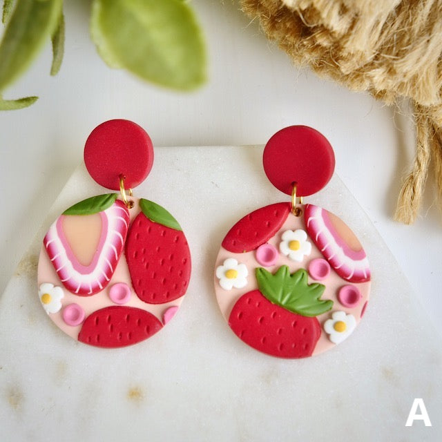 Carden Circle Dangles in Strawberry Slices