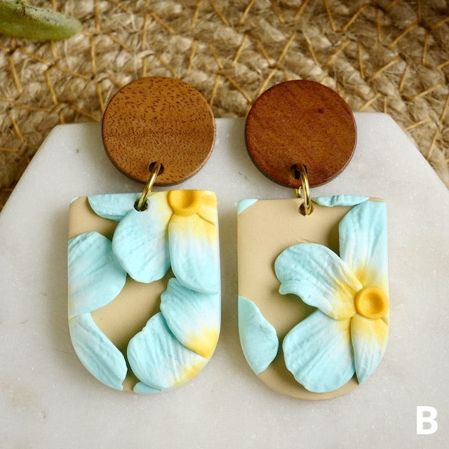 Alexandria Dangles in Tropical Floral in Blue