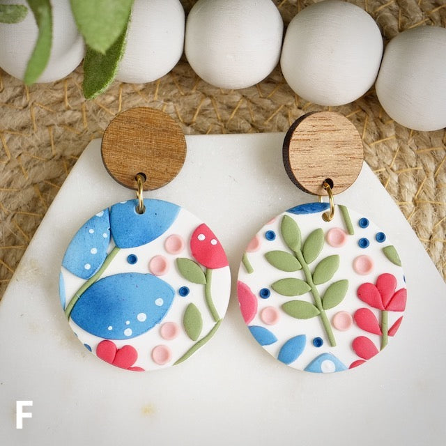 Carden Circle Dangles in Jacobean Floral Slab
