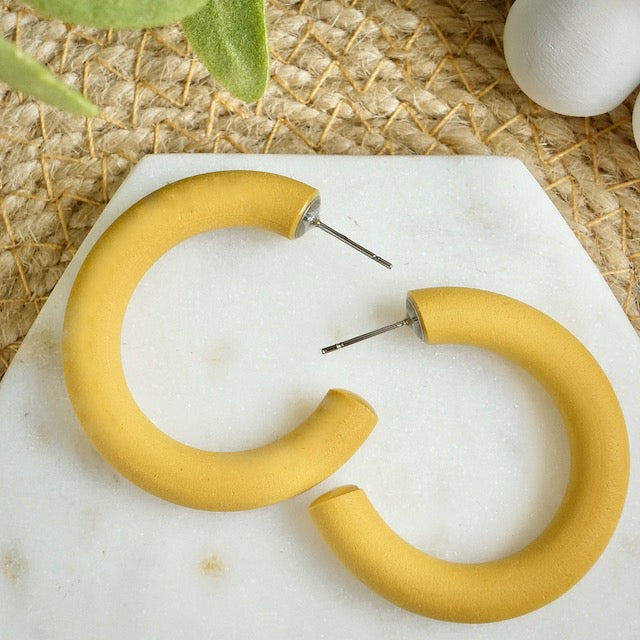Clay Hoops in Mustard