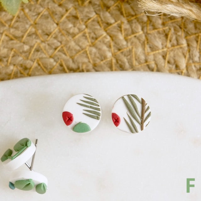 Circle Studs in Winter Berry