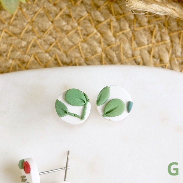 Circle Studs in Winter Berry