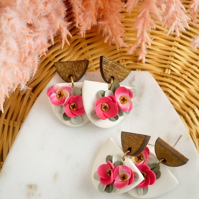 Merion Dangles in Raspberry Floral