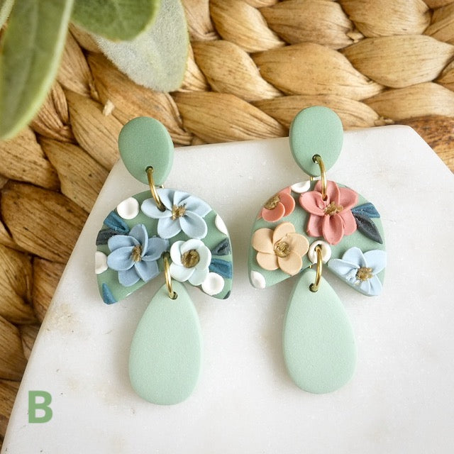 Kipling Dangles in Teacup Floral