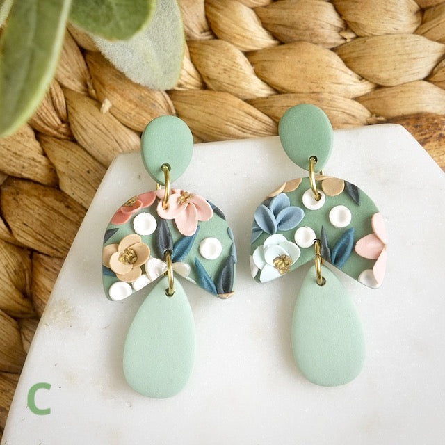 Kipling Dangles in Teacup Floral