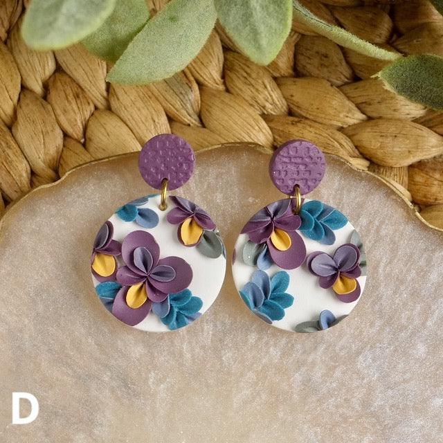 Carden Dangles in Violet Flowers