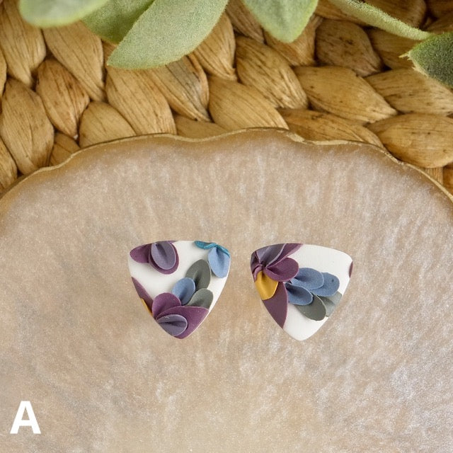 Reuleaux Studs in Violet Flowers