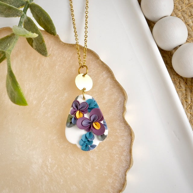 Fairmeadow Necklace in Floral