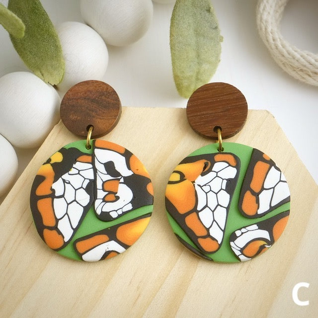 Carden Dangles in Green Butterflies