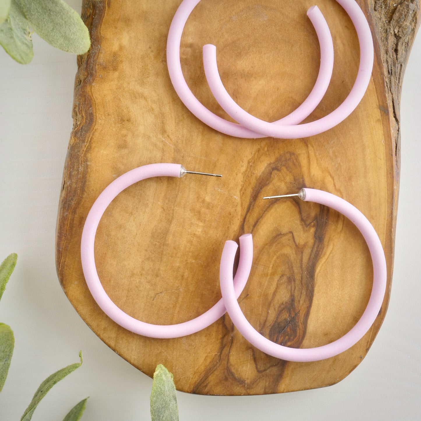 Skinny Clay Hoop in Pink