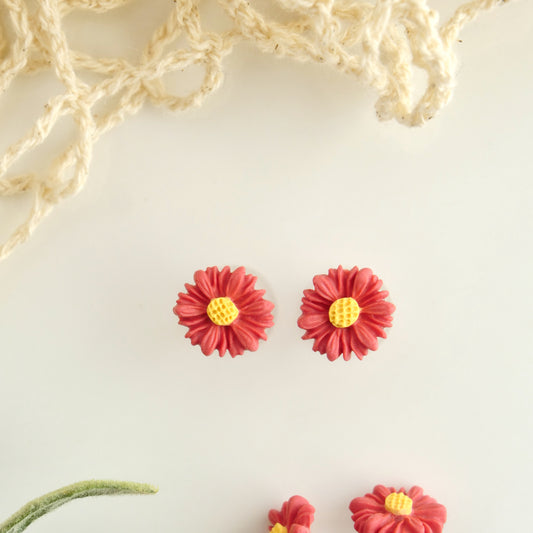 Daisy Studs in Red