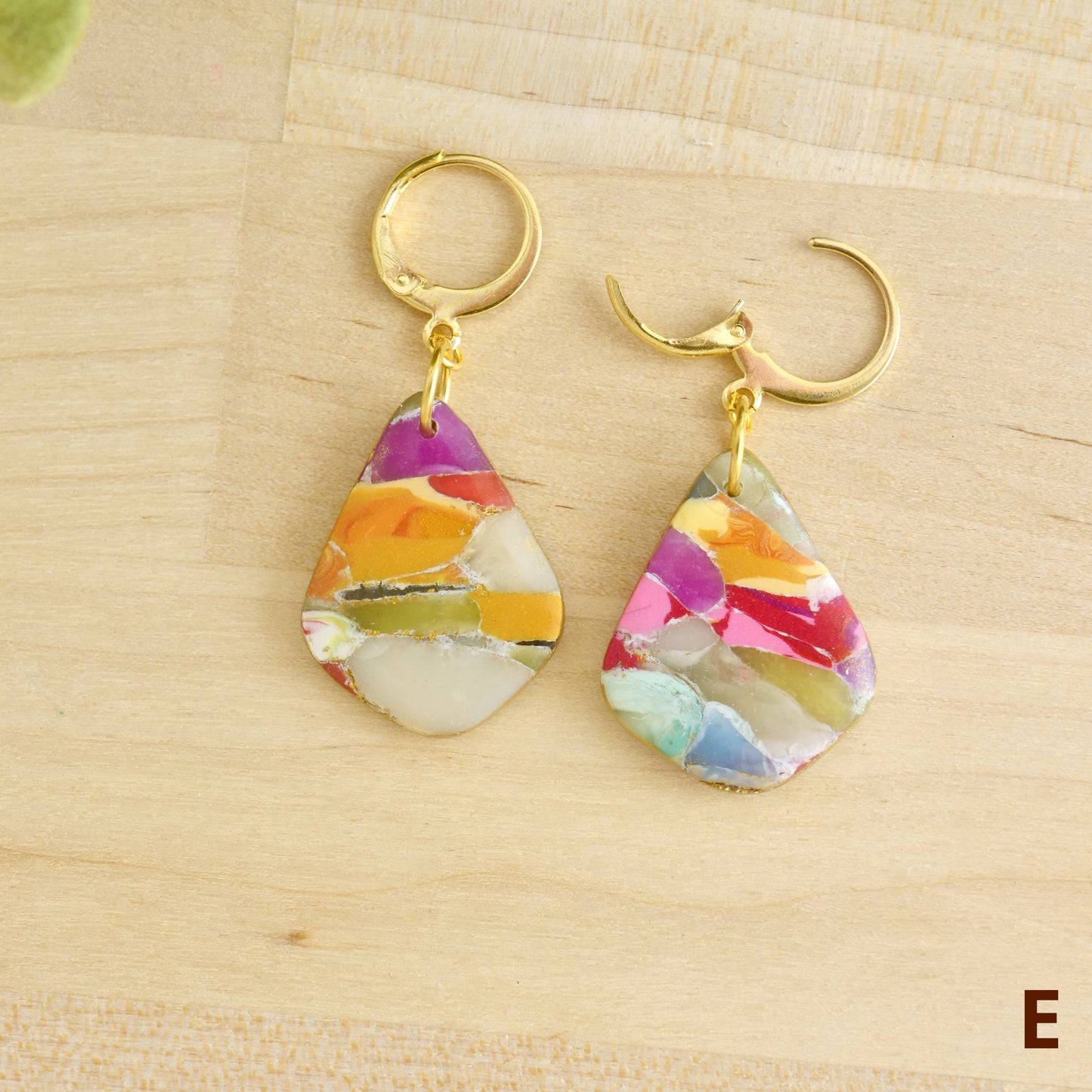 Bailey Dangles in Marbled Jewel