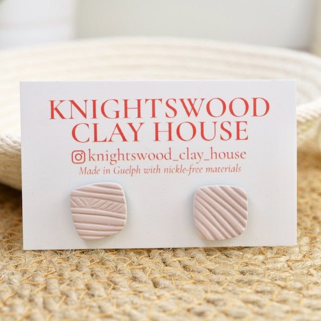 Quad Studs in Gentle Lavender