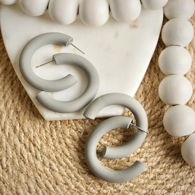 Clay Hoops in Grey