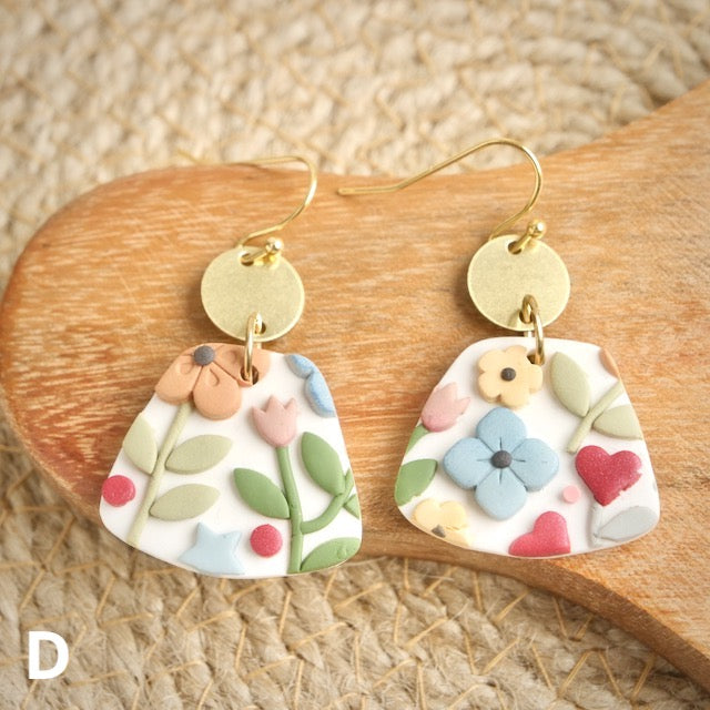 Woolwich Bell Dangles in Folk Art Floral