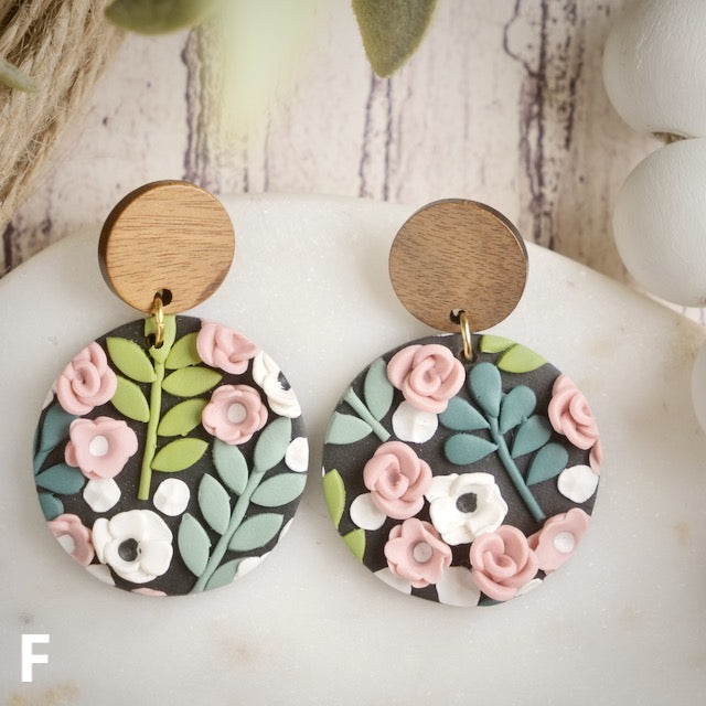 Carden Circle Dangles in Floral with Wood Studs