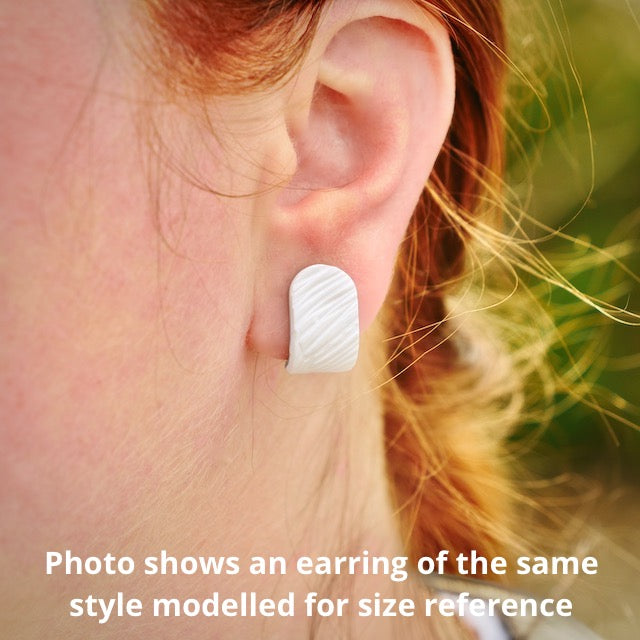 Itty Bitty Wrap Studs in Peach Granite