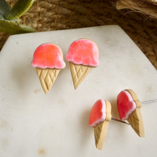 Ice Cream Studs in Strawberry