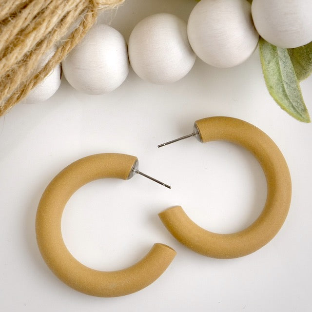 Clay Hoops in Latte