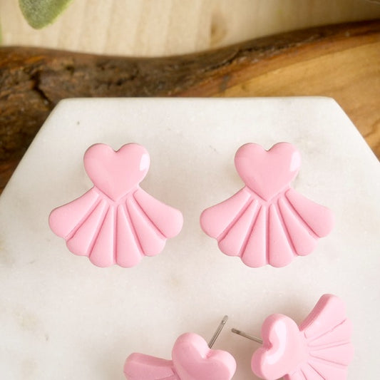 Heart Fan Studs in Pink