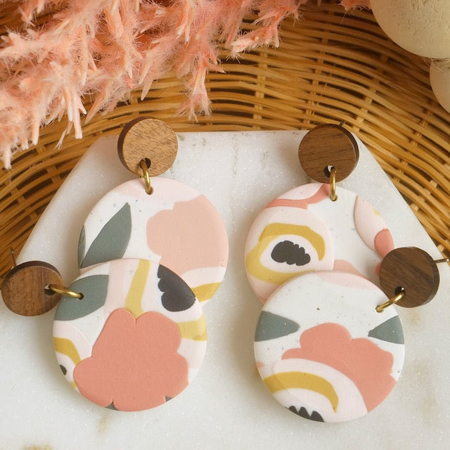 Carden Dangles in Peachy Pink Abstract