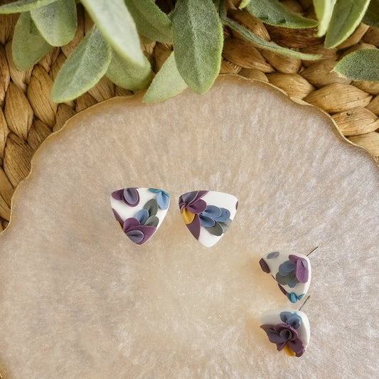 Reuleaux Studs in Violet Flowers