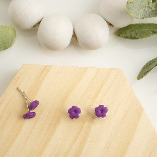 Micro Flower Studs in Purple