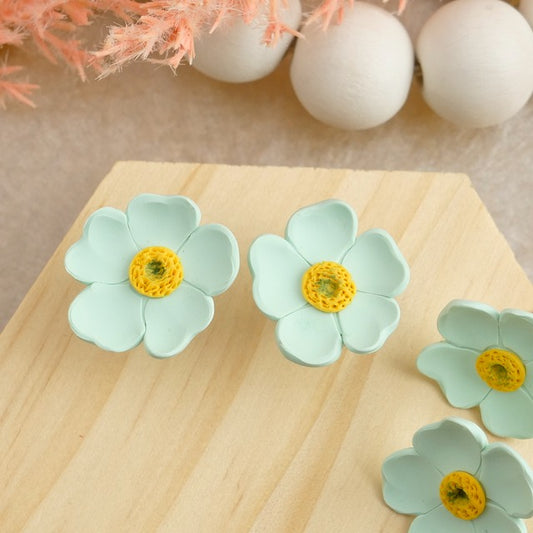 Flower Studs in Turquoise