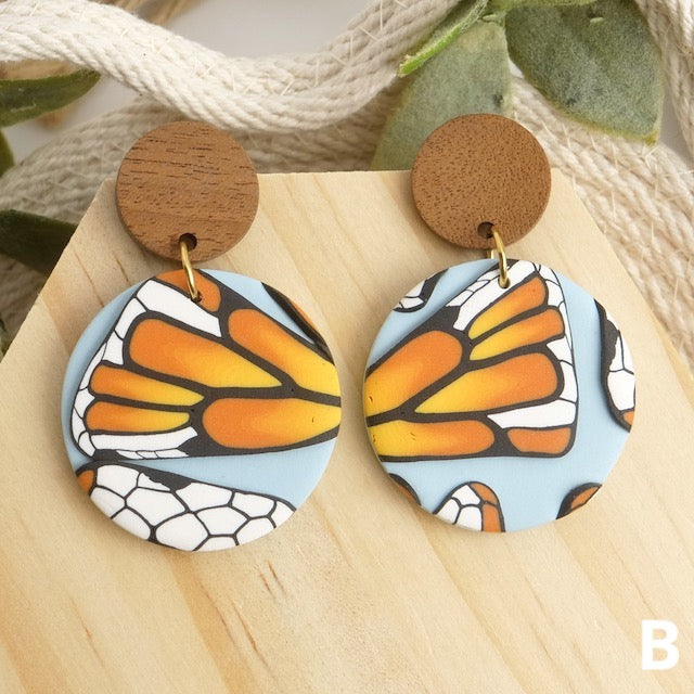 Carden Circle Dangles in Butterflies Light Blue