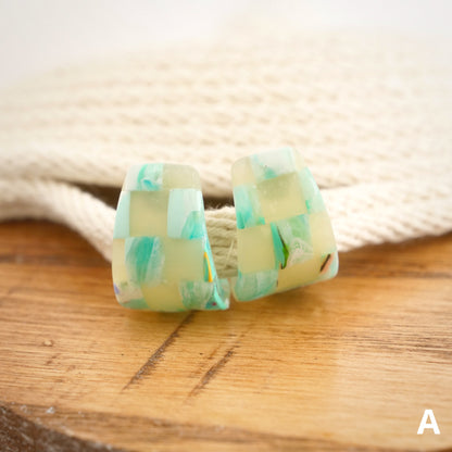 Wrap Studs in Blue Checkerboard