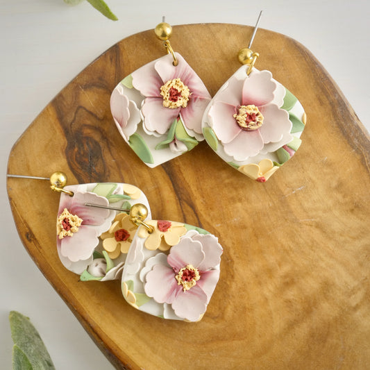 Elsley Dangles in Floral