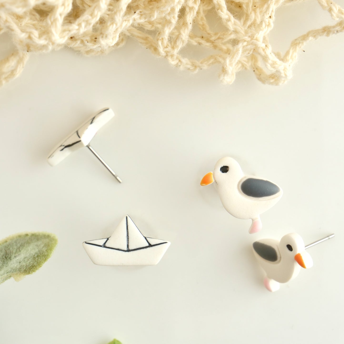 Stud 2 Pack with Seagulls and Paper Boats