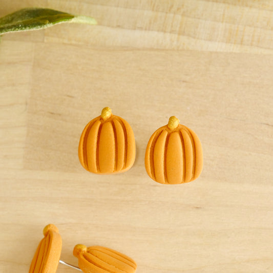 Pumpkin Studs in Orange