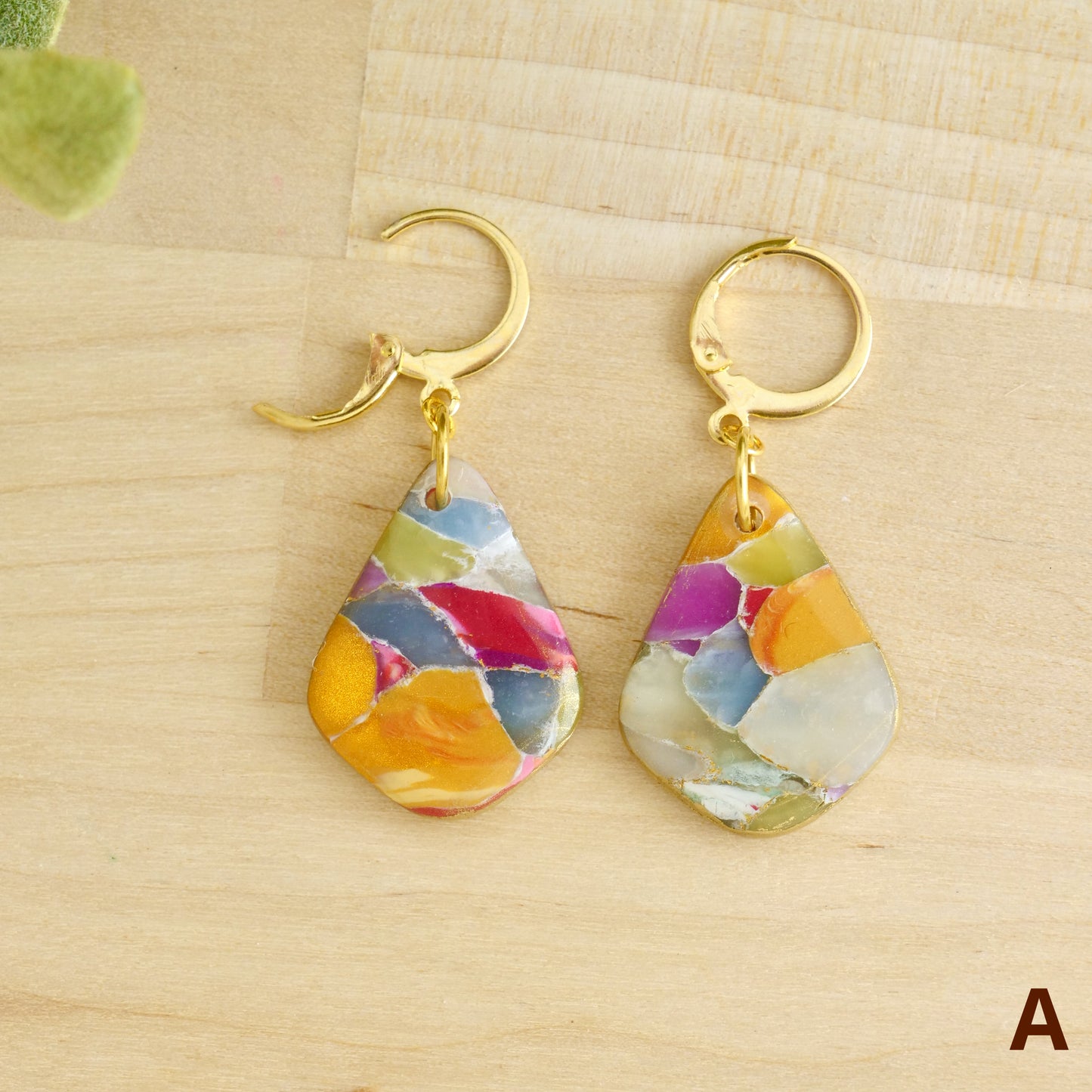 Bailey Dangles in Marbled Jewel