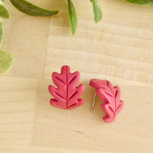 Oak Leaf Wrap Studs in Red Maple