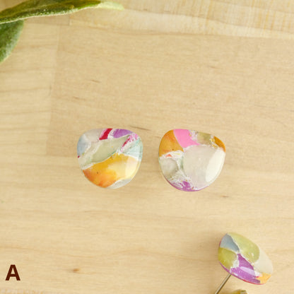 Stone Studs in Marbled Jewel