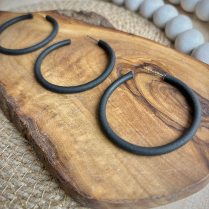 Skinny Clay Hoops in Black