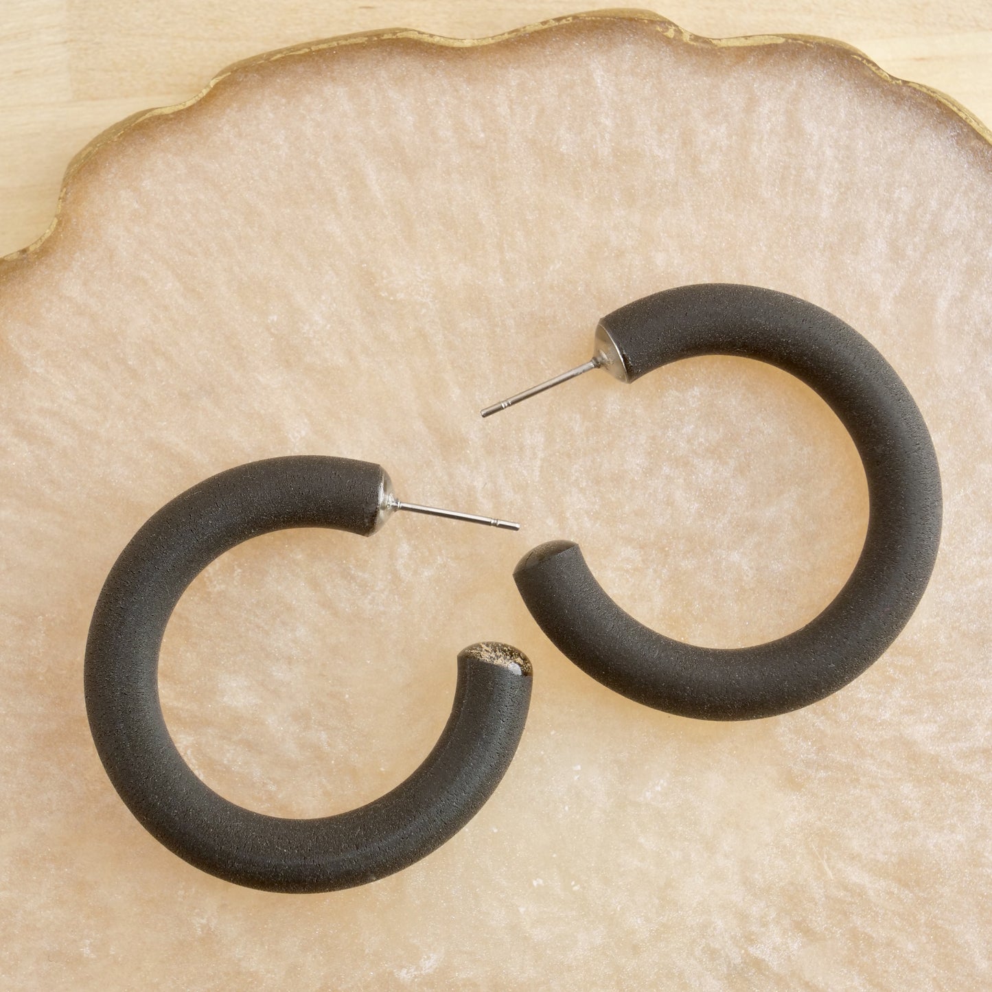 Clay Hoops in Black