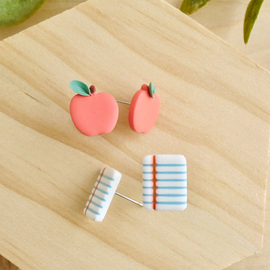 Stud Pack with Apple and Paper