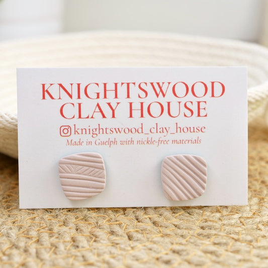 Quad Studs in Gentle Lavender