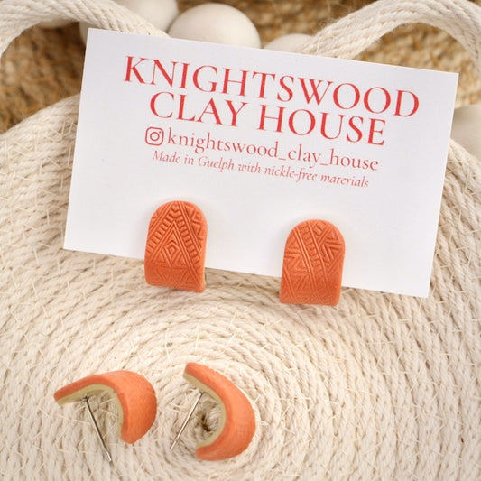 Itty Bitty Wrap Studs in Cinnamon